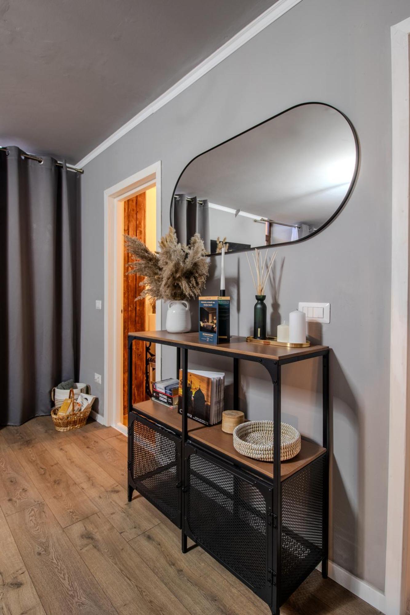 Old Town Apartment Craiova Exteriér fotografie